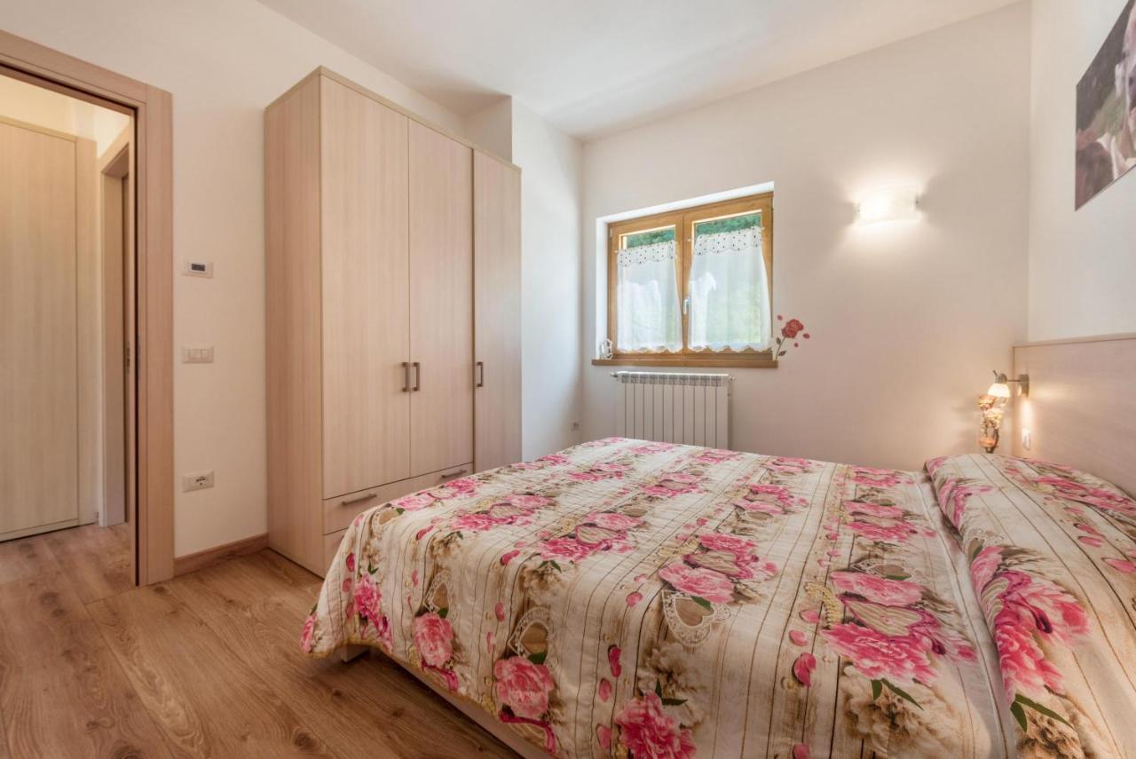 Nonno Bigi Rosa Apartment Tremosine Ngoại thất bức ảnh